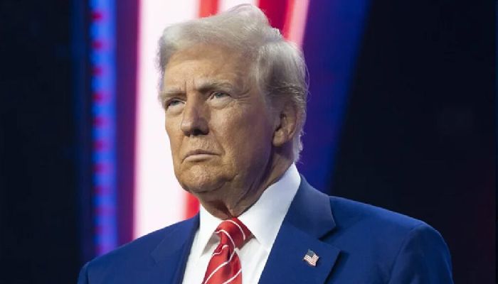 পর্ন তারকাকে ঘুষ দেয়ার মামলায় ‘নিঃশর্ত মুক্তি’ পেলেন ট্রাম্প