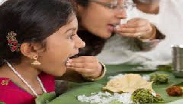 হাত দিয়ে খাবার খেলে বেশি উপকার