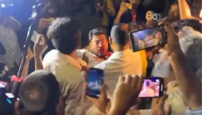 কাকরাইলে জাতীয় পার্টি-গণ অধিকার সংঘর্ষ: মারাত্মক আহত নুরুল হক নুর ঢামেকে