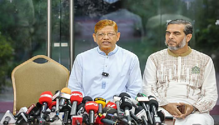 মুক্তিযুদ্ধ না মানা মানেই বাংলাদেশকে অস্বীকার করা: জামায়াত নেতা আযাদ