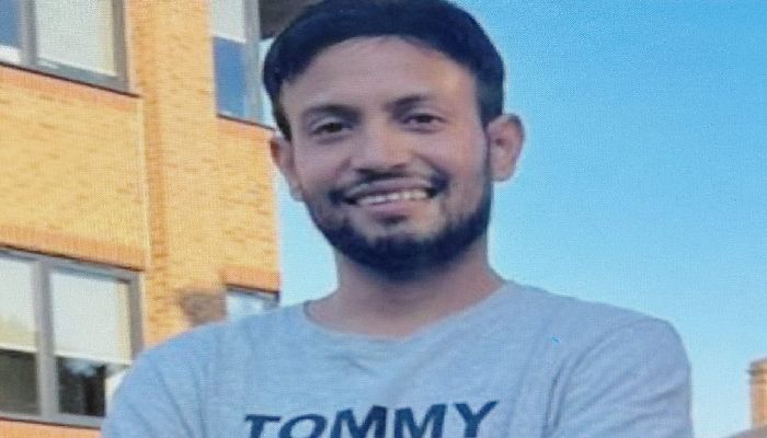 যুক্তরাজ্য থেকে ফিরতে পারছন না রাকিবুল ইসলাম
