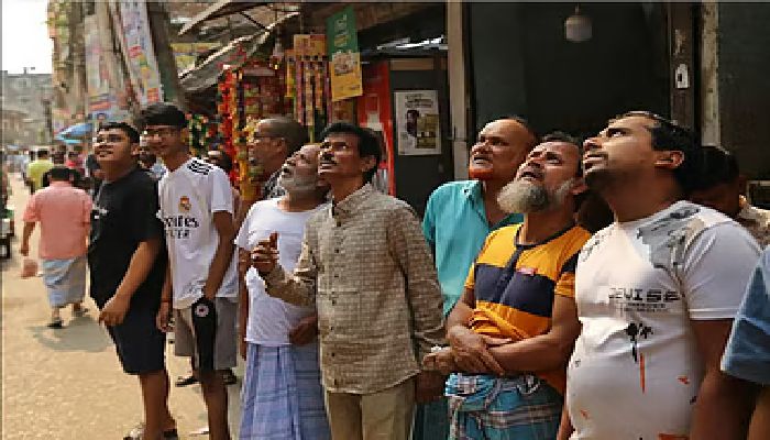 একদিনে তিনবার ভূমিকম্প: কাটছে না আতঙ্ক