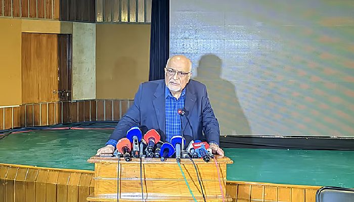 দেশের সবাই নির্বাচন চায়, কিন্তু ইসি দৃশ্যমান পদক্ষেপে ঢুকতে পারেনি: দেবপ্রিয় ভট্টাচার্য