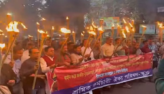 চট্টগ্রাম বন্দরের ইজারার কাজ বন্ধ না করলে অবরোধ-ধর্মঘটের হুঁশিয়ারি স্কপের