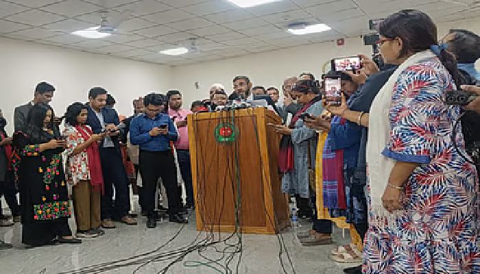 ডিসেম্বরের দ্বিতীয় সপ্তাহে তফসিল: ভোটগ্রহণের সময় বাড়ছে এক ঘণ্টা