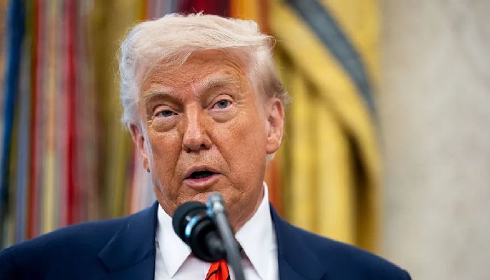 ইরানে বিক্ষোভকারীদের ট্রাম্পের উসকানি