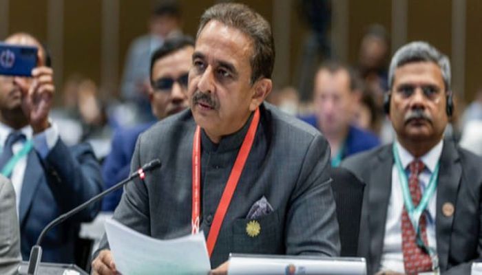 বাংলাদেশ কার সঙ্গে কী করবে, তা নিয়েও চিন্তিত দিল্লি!