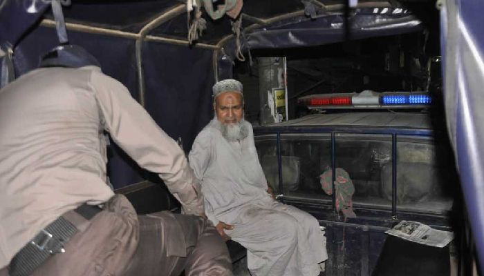 ঢাকায় আচরণবিধি লঙ্ঘনে জামায়াত নেতাসহ ৭ জনের কারাদণ্ড