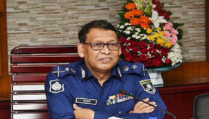 পদত্যাগের গুঞ্জন নাকচ করলেন আইজিপি বাহারুল আলম