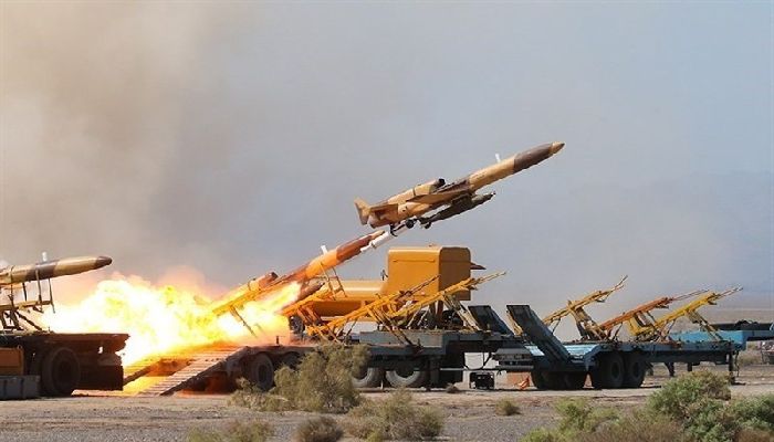 ইসরায়েল ও কুয়েতের মার্কিন ঘাঁটিতে ইরানের ড্রোন হামলা: রণক্ষেত্রে নতুন মোড়