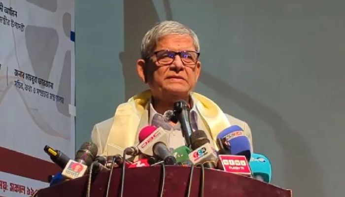 ভারতে বসে দেশ অস্থিতিশীল করার চেষ্টা করছেন হাসিনা, এটি ফৌজদারি অপরাধ: মির্জা ফখরুল