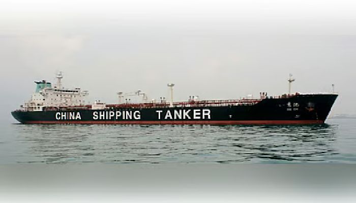 জ্বালানি সংকটে স্বস্তির বার্তা, বন্দরে পৌঁছাল ডিজেলবাহী প্রথম ট্যাংকার