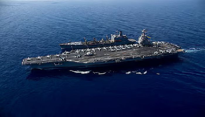 বিশ্বের সর্বাধুনিক মার্কিন রণতরি ‘জেরাল্ড ফোর্ড’-এ অগ্নিকাণ্ড, আহত ২