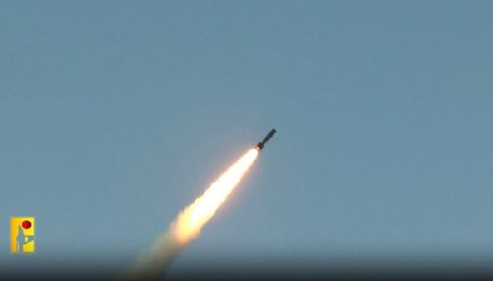 হিজবুল্লাহর ক্ষেপণাস্ত্র হামলায় শঙ্কিত ইসরায়েল