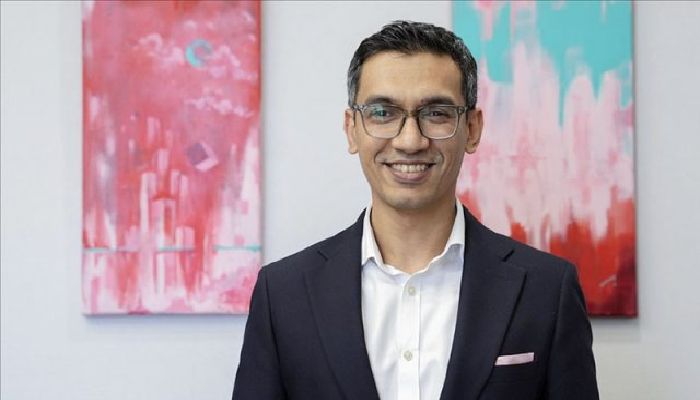 বিনিয়োগে গতি ফেরাতে ১৮০ দিনের 'রোডম্যাপ', প্রধানমন্ত্রীর কাছে আশিক চৌধুরীর পরিকল্পনা পেশ