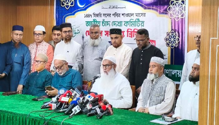 ৩০ রোজা পূর্ণ করে শনিবার দেশে পবিত্র ঈদুল ফিতর