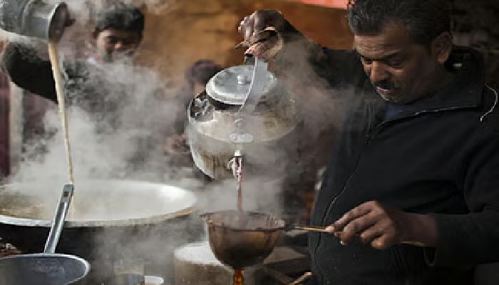 ভূ-রাজনীতির অনলে পুড়ছে ভারতের রান্নাঘর