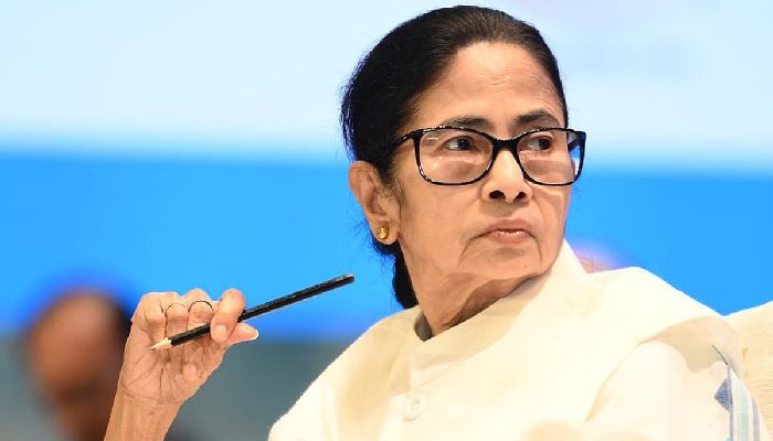 পশ্চিমবঙ্গের সব কমিটি ভেঙে দিয়েছেন মমতা