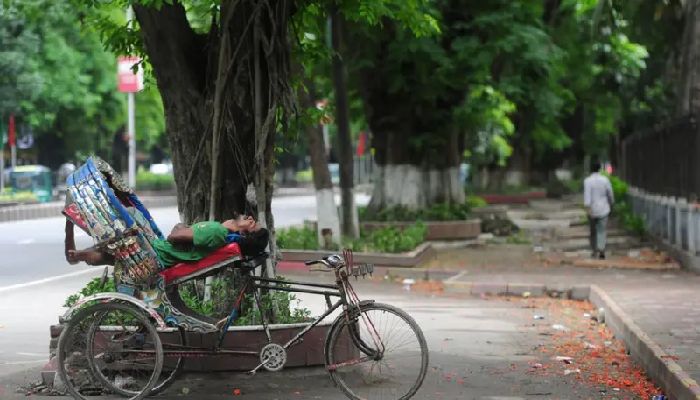 জলবায়ুর ‘হিট ডোম’ ও অপরিকল্পিত নগরায়ণের যৌথ থাবায় বিপন্ন মানবতা