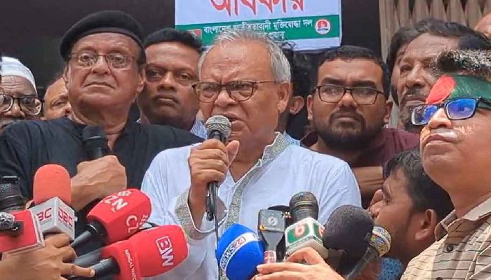মুক্তিযুদ্ধের ইতিহাস বিকৃতির অপচেষ্টা করছে জামায়াত: রুহুল কবির রিজভী